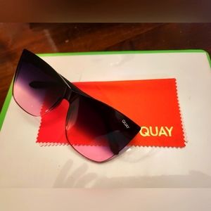Quay Sunglasses - purple/pink & black gradient rimless cateye